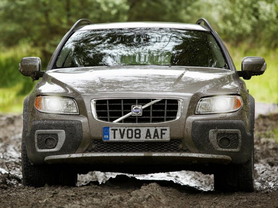  Volvo XC70 2007 года  (UK) (фото 12 из 15)